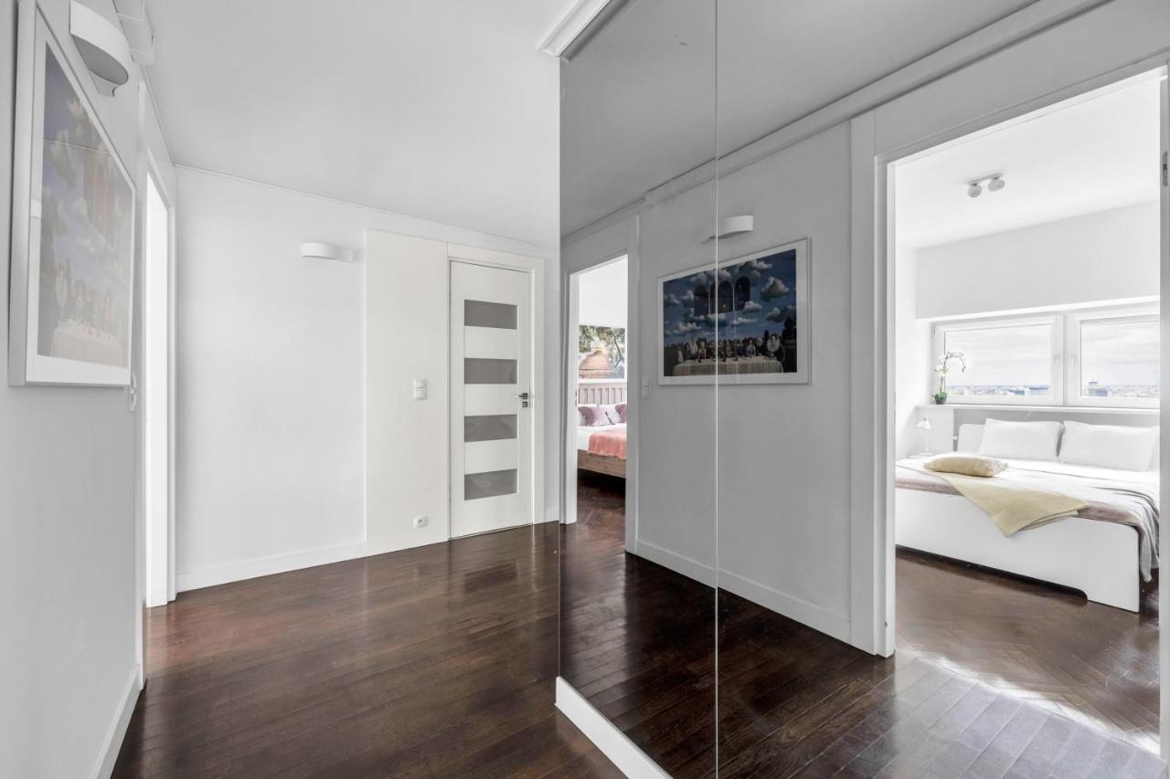 23Rd Floor 3Br Apt With Views Of 바르샤바 외부 사진